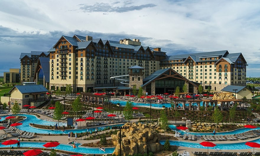 ARAPAHOE SPRINGS WATER PARK AT GAYLORD ROCKIES