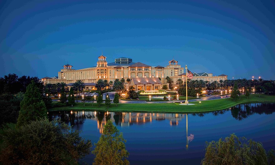 GAYLORD PALMS RESORT & CONVENTION CENTER OFFERS VACATIONERS AND BUSINESS TRAVELERS LUXURY AND CONVENIENCE IN A ONE-OF-A-KIND SETTING